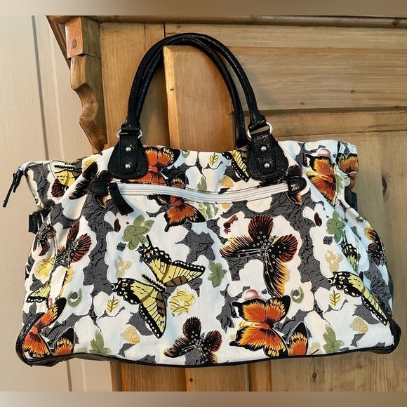 Beautiful Butterfly Overnight Travel Carpet Bag Unique Tapestry Feel - Picture 3 of 11